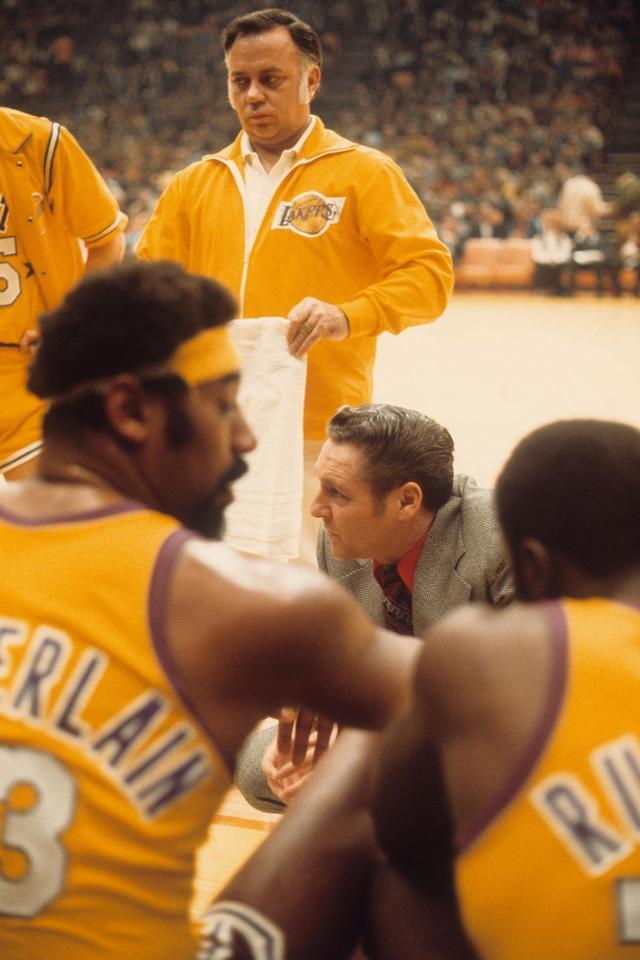 动员脆弱的 动员脆弱的